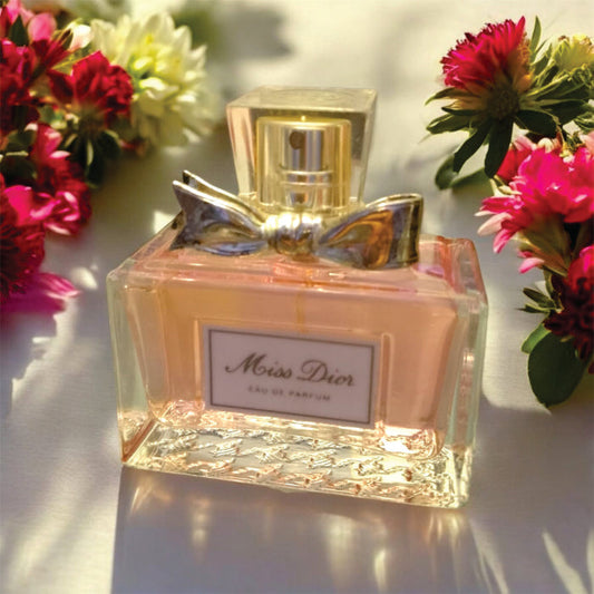 Miss Dior EAU  DE  PERFUM